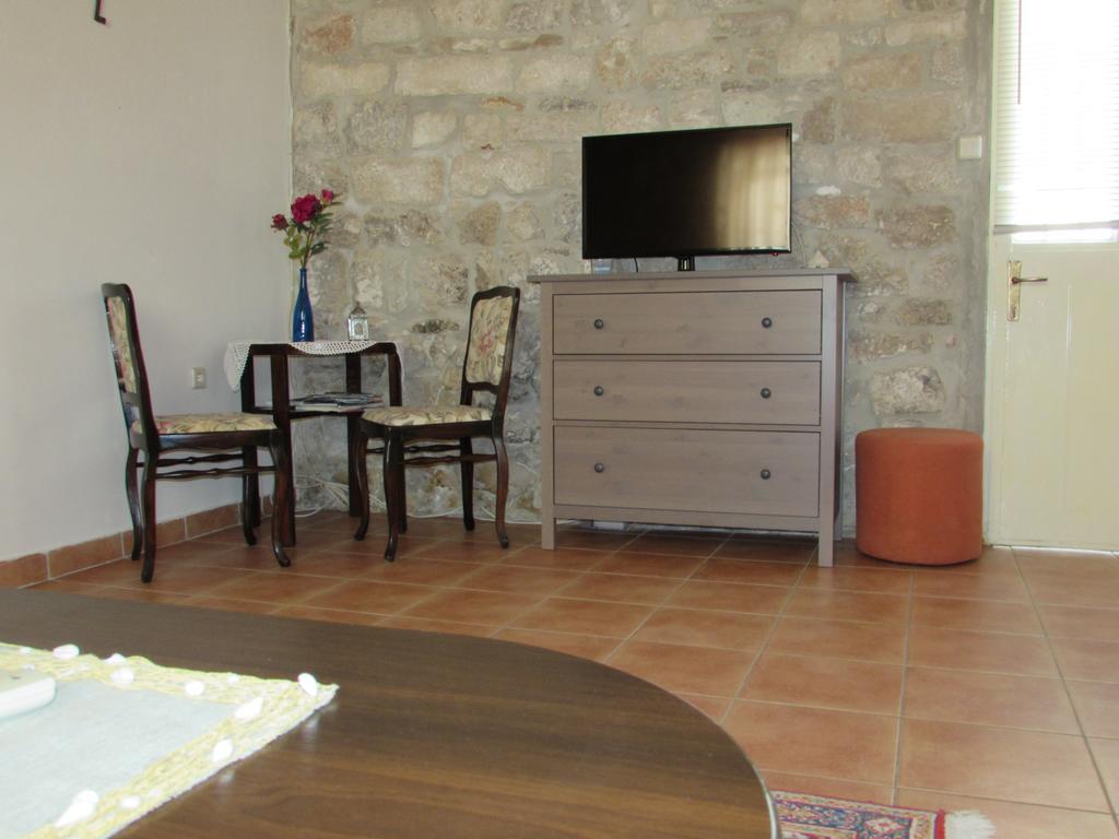 Apartments Madirazza Trogir Bagian luar foto