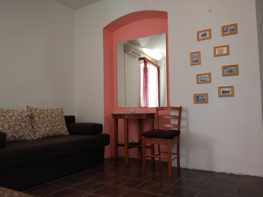 Apartments Madirazza Trogir Bagian luar foto